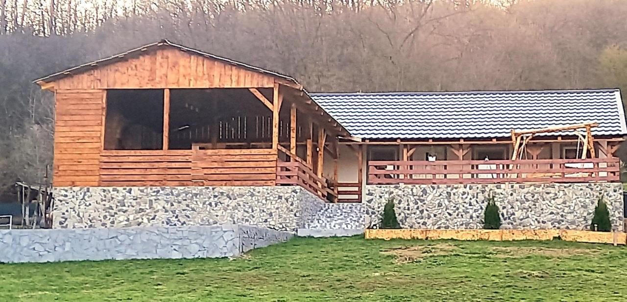 Ieşelniţa Casa Claudiu 빌라 외부 사진